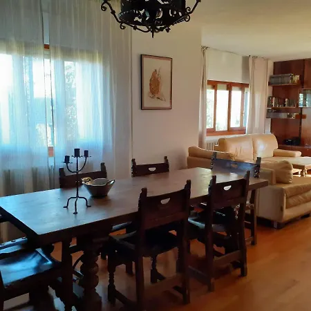 Сasa de vacaciones La Casa De Robledo